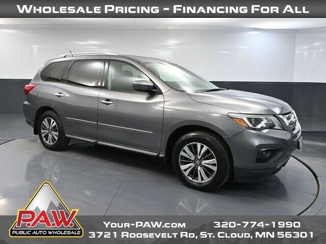 2017 NISSAN Pathfinder