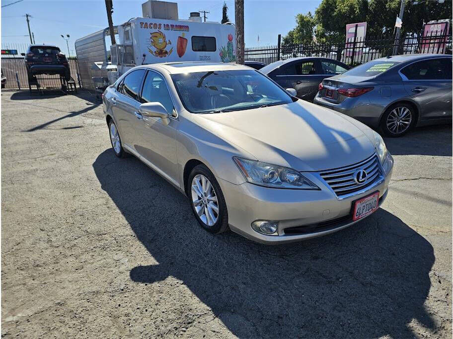 2010 LEXUS ES
