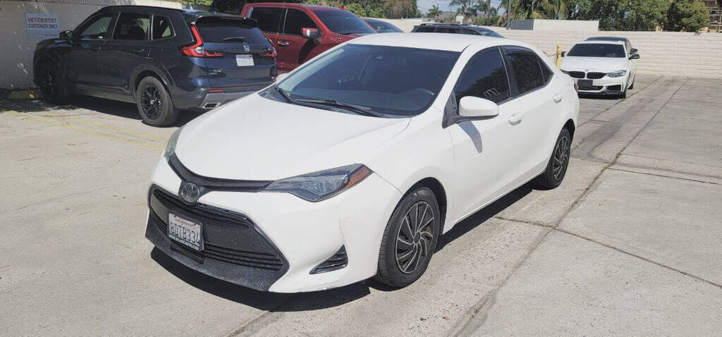 2018 TOYOTA Corolla