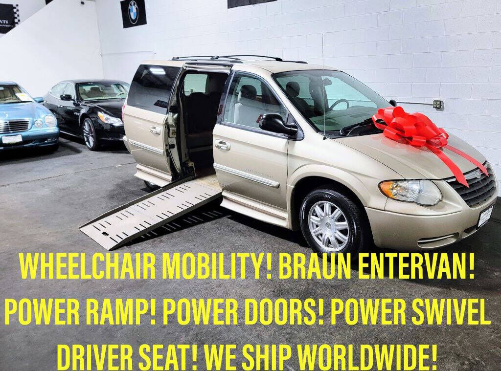 2007 CHRYSLER Town and Country