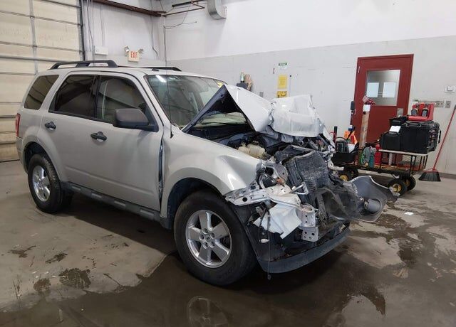 2009 FORD Escape