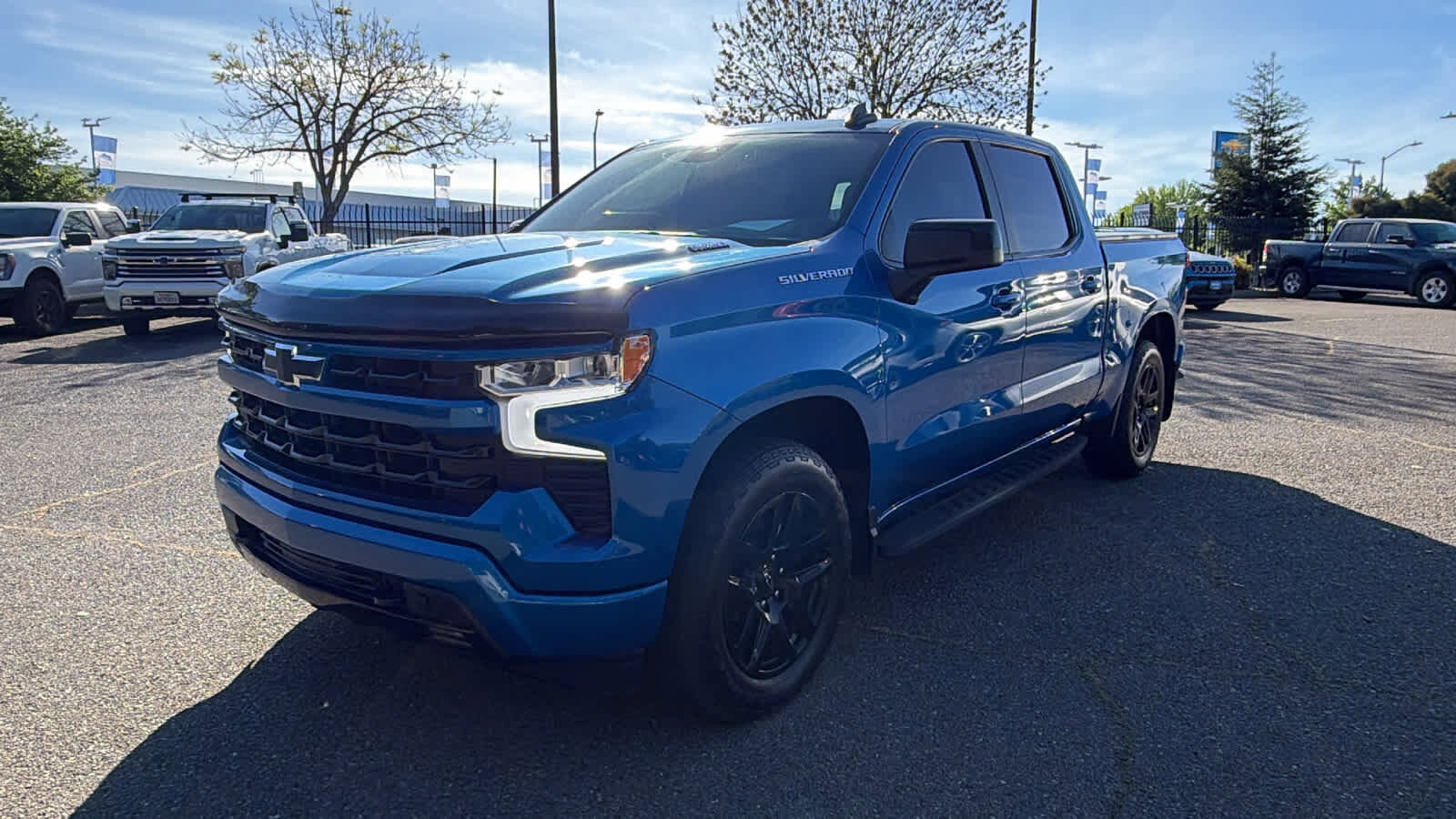 2023 CHEVROLET Silverado