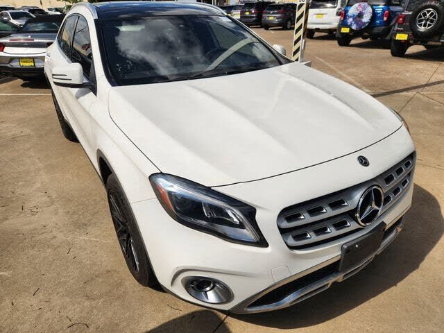 2019 MERCEDES-BENZ GLA-Class