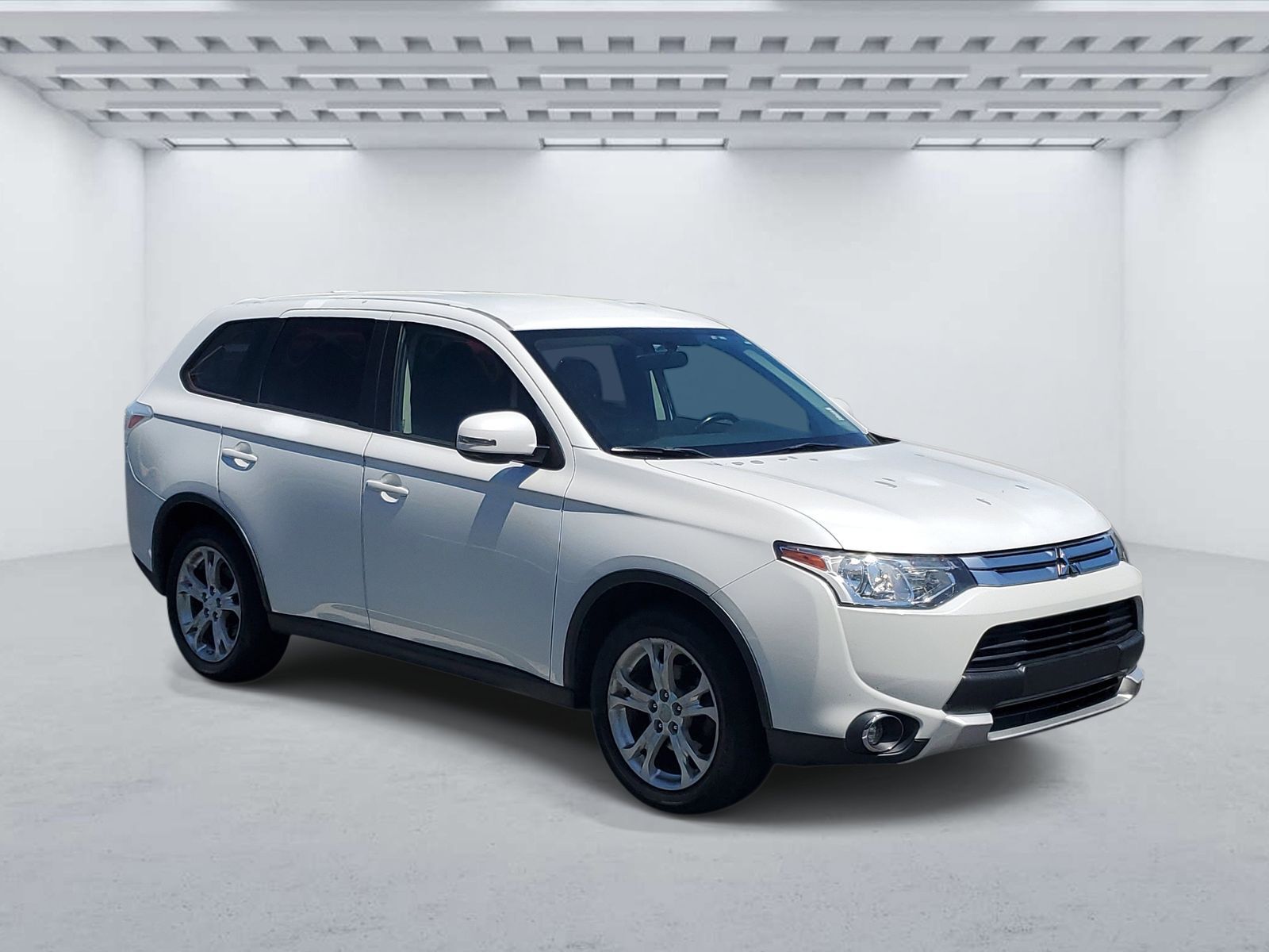 2015 MITSUBISHI Outlander