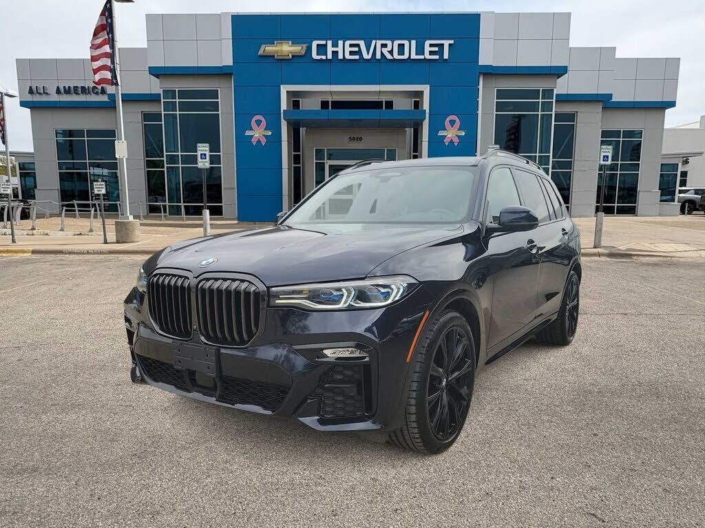 2022 BMW X7