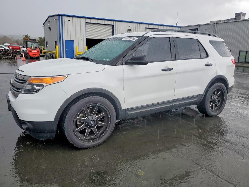 2014 FORD Explorer