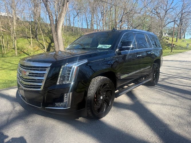 2016 CADILLAC Escalade