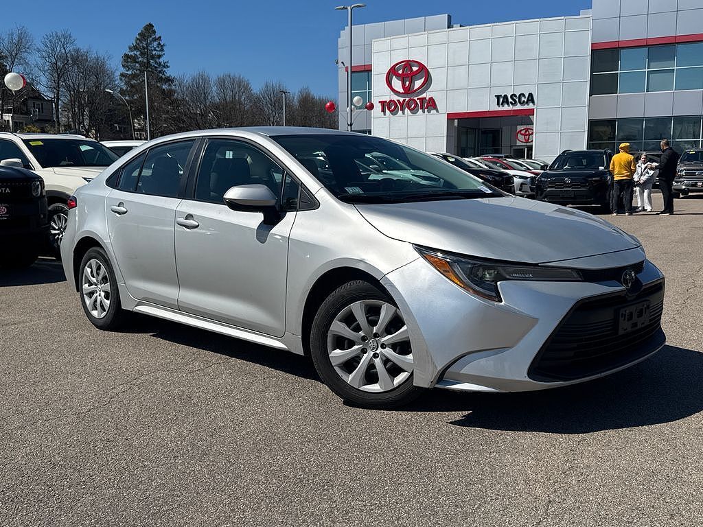 2024 TOYOTA Corolla