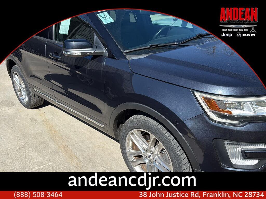 2017 FORD Explorer