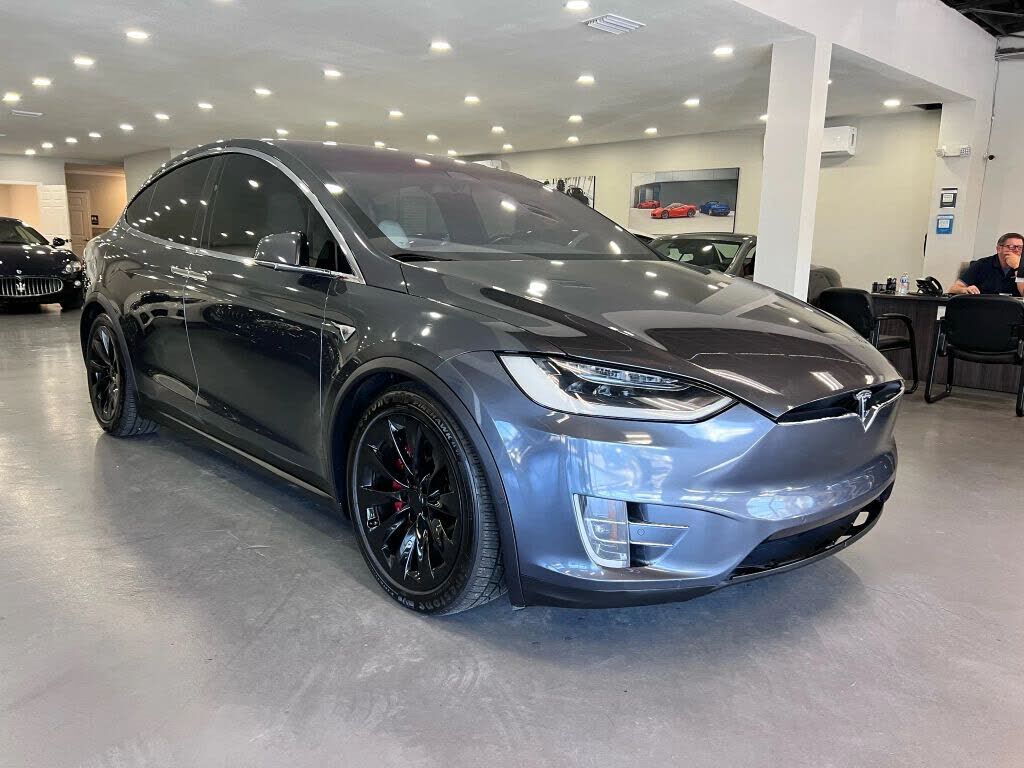 2017 TESLA Model X