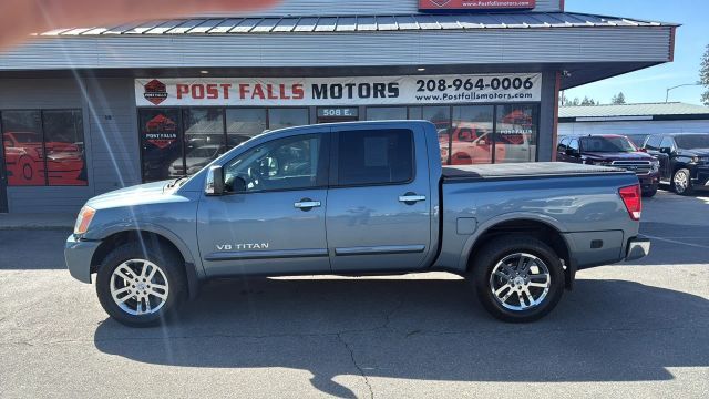 2012 NISSAN Titan