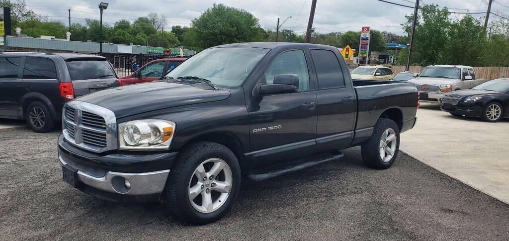 2007 DODGE Ram
