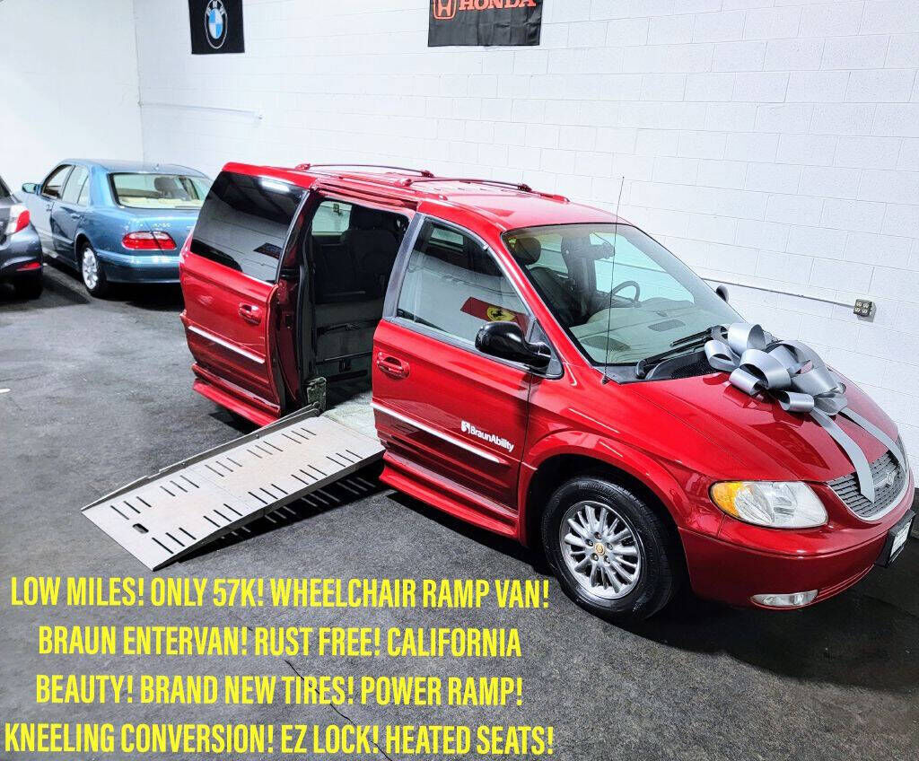 2001 CHRYSLER Town and Country