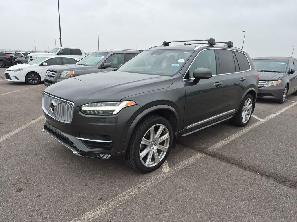 2018 VOLVO XC90