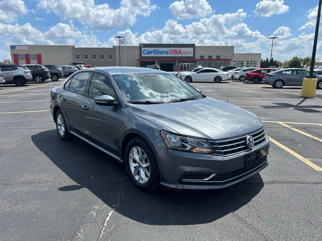 2018 VOLKSWAGEN Passat