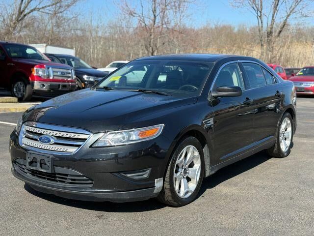 2011 FORD Taurus