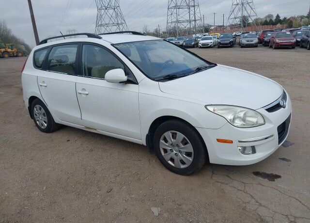 2010 HYUNDAI Elantra Touring