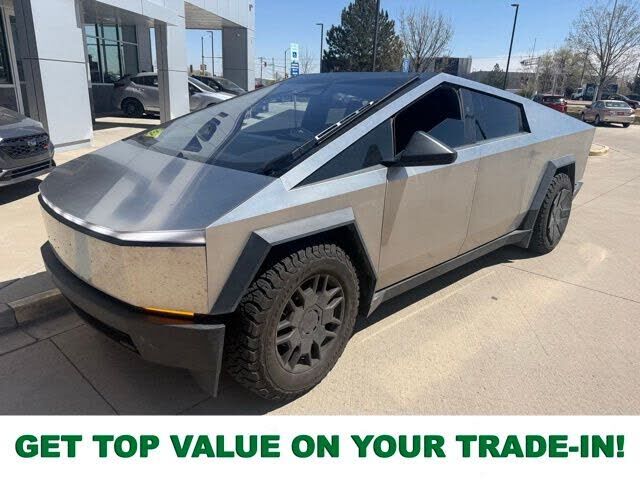 2024 TESLA Cybertruck