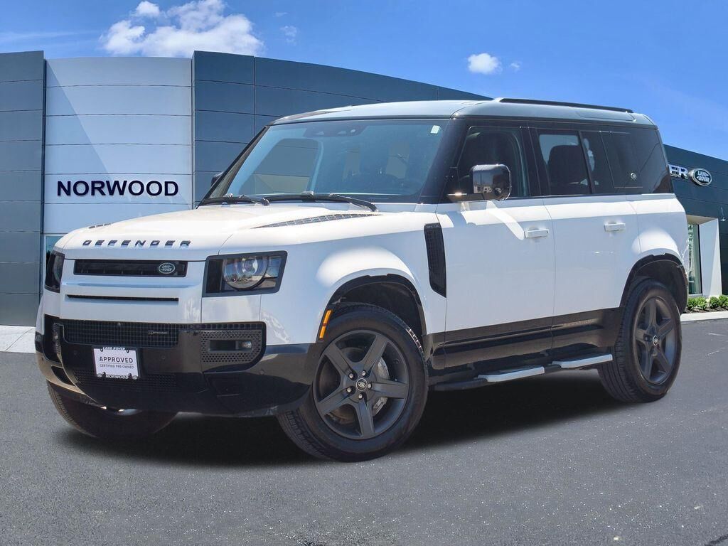 2023 LAND ROVER Defender