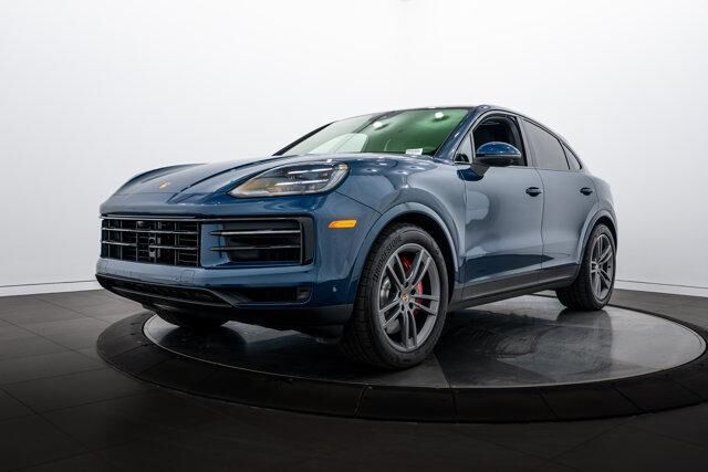 2026 PORSCHE Cayenne