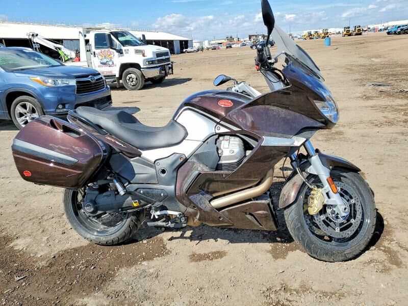 2014 MOTO GUZZI Norge GT 8V