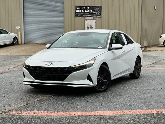 2023 HYUNDAI Elantra