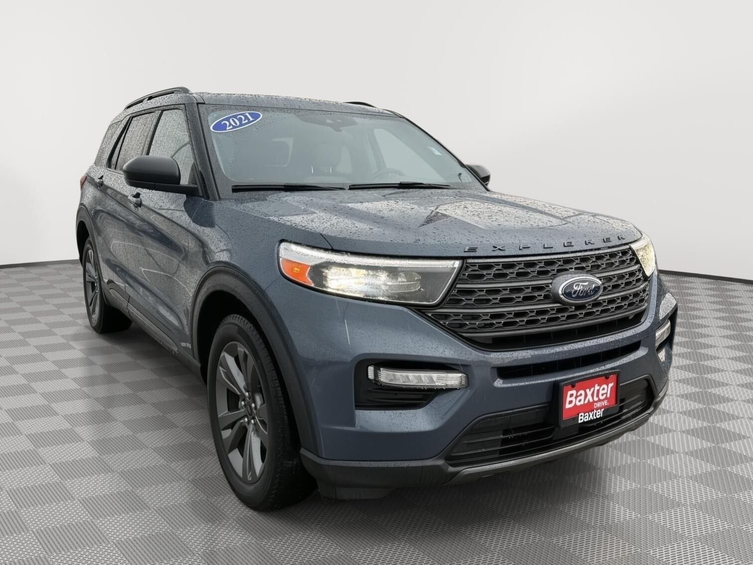 2021 FORD Explorer