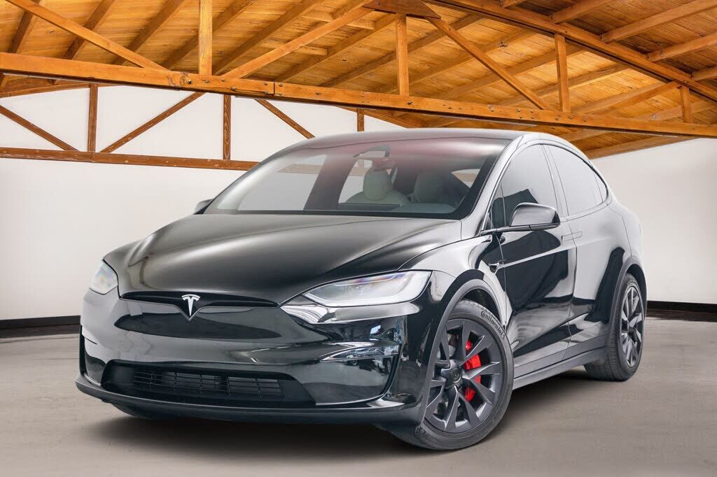 2024 TESLA Model X