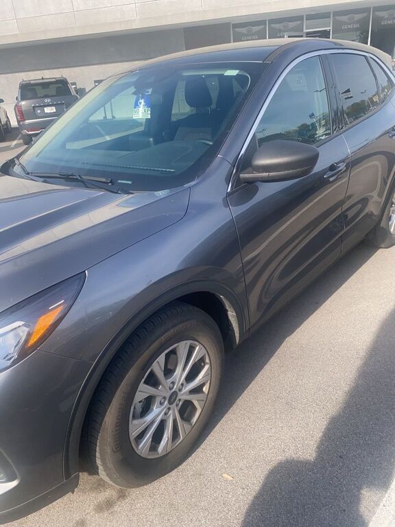 2024 FORD Escape