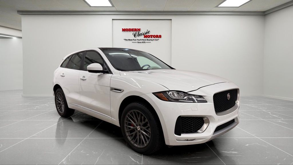 2019 JAGUAR F-Pace