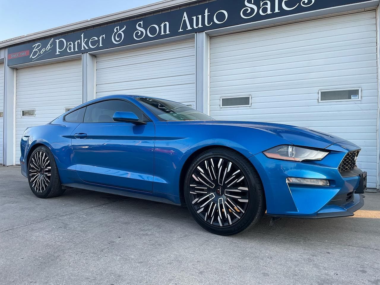 2019 FORD Mustang