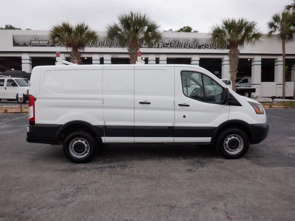 2015 FORD Transit