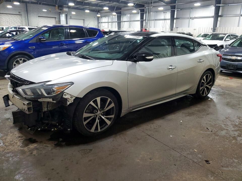 2017 NISSAN Maxima