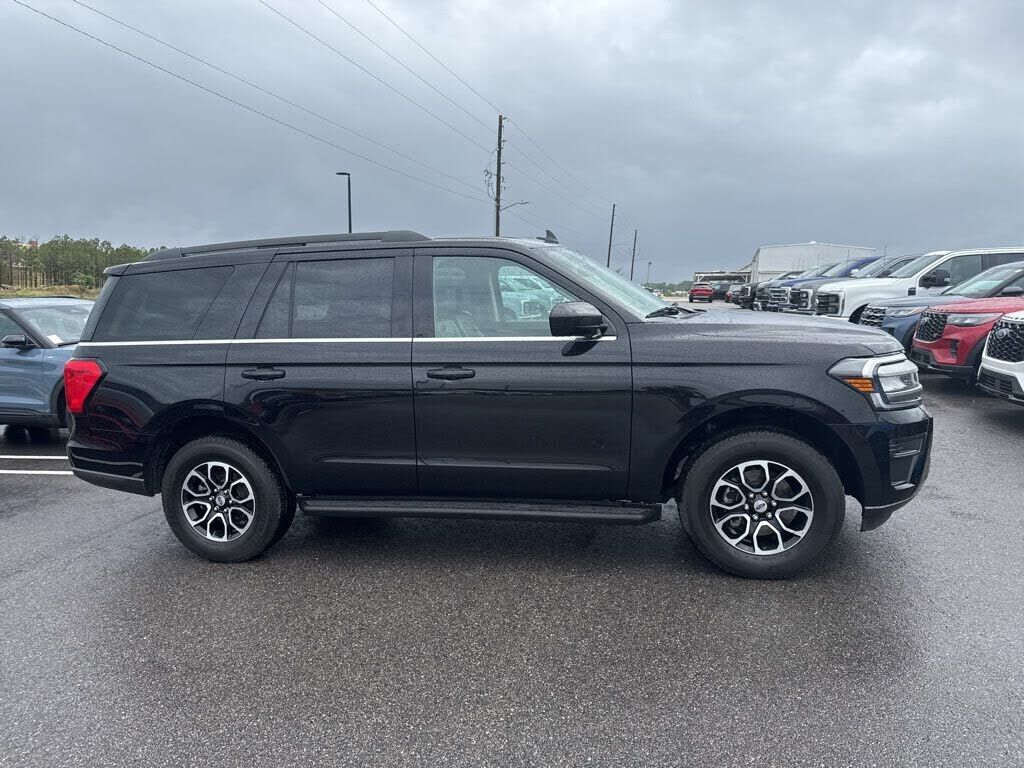 2024 FORD Expedition