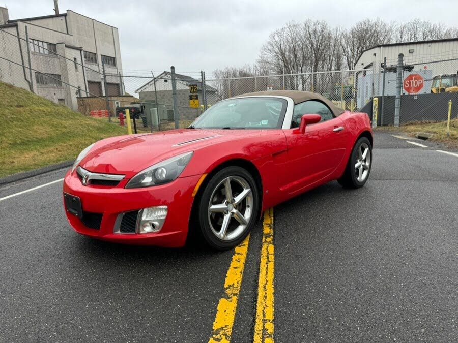 2008 SATURN Sky