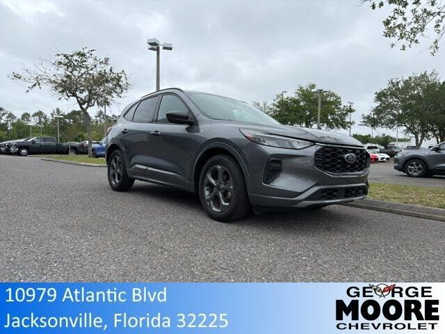 2024 FORD Escape