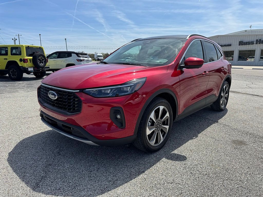 2024 FORD Escape
