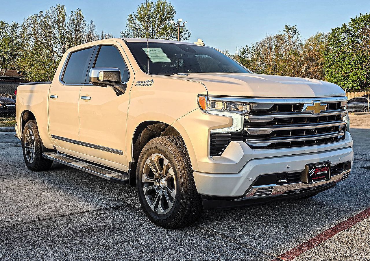 2024 CHEVROLET Silverado