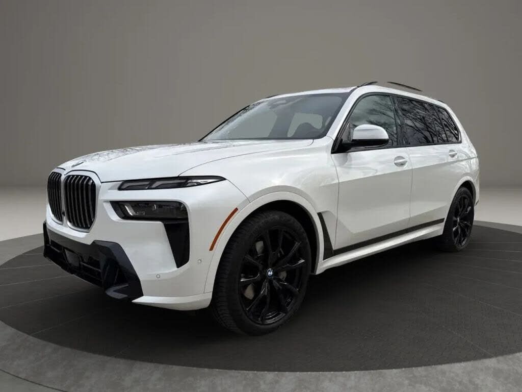 2023 BMW X7