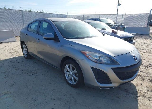 2010 MAZDA Mazda3