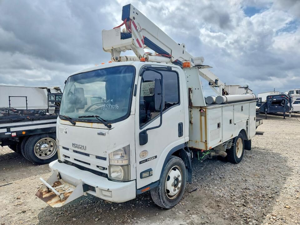 2010 ISUZU NQR/NRR