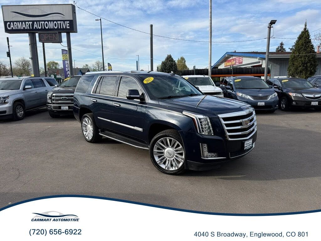 2017 CADILLAC Escalade