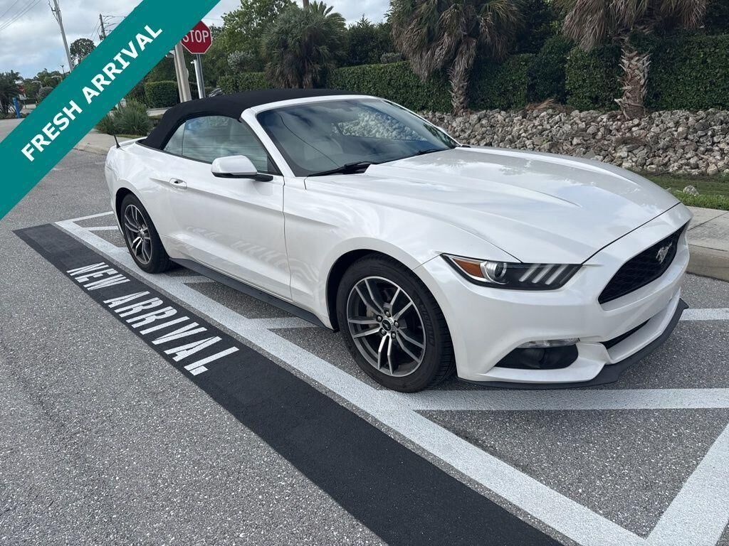 2017 FORD Mustang