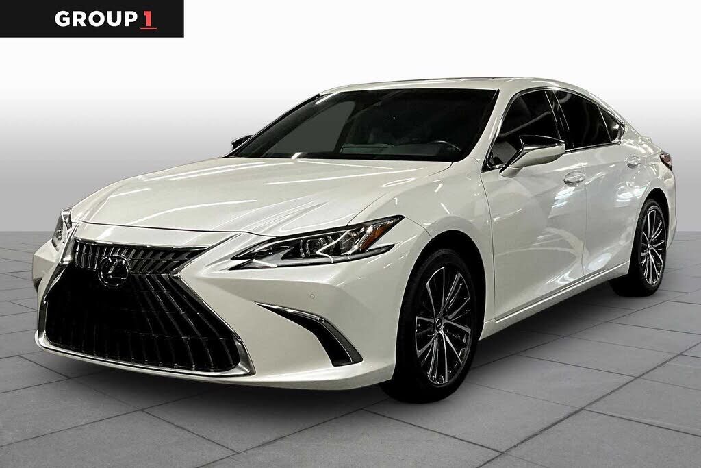 2025 LEXUS ES