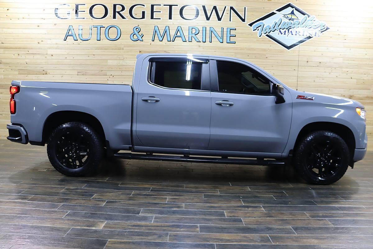 2024 CHEVROLET Silverado