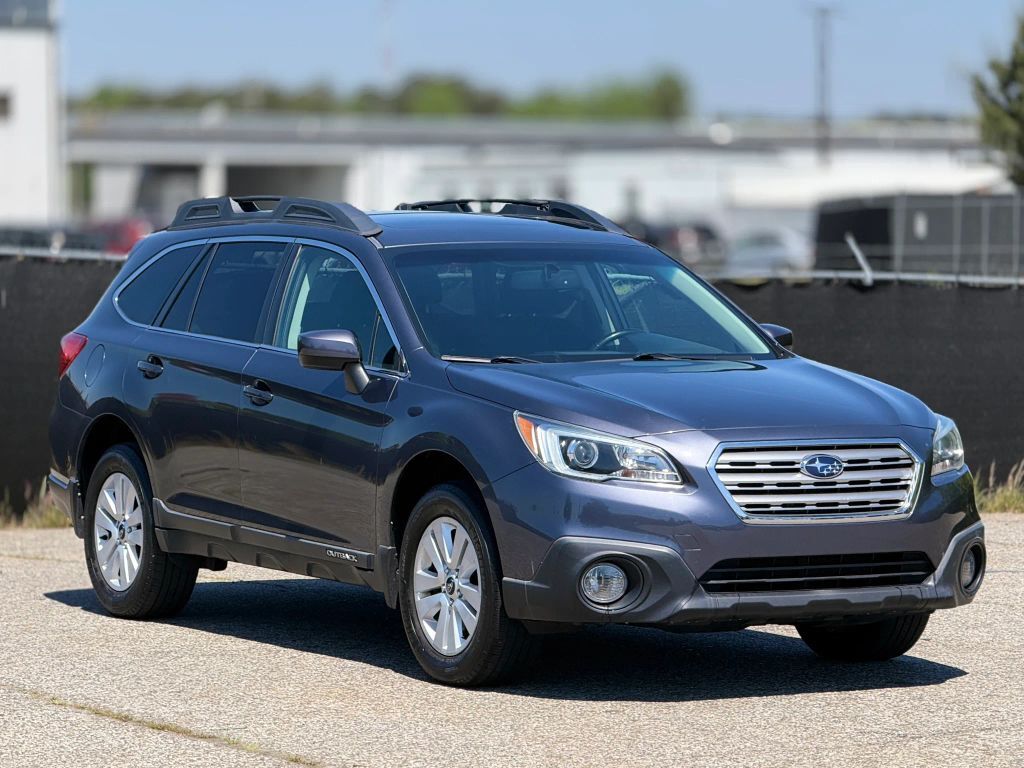2016 SUBARU Outback