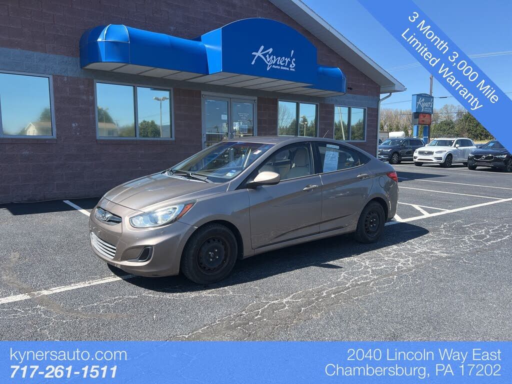 2013 HYUNDAI Accent