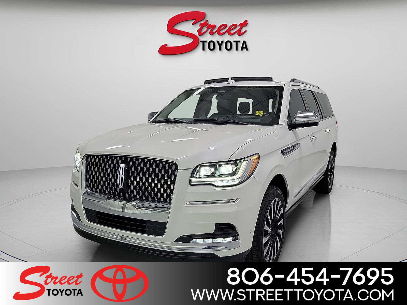 2024 LINCOLN Navigator L