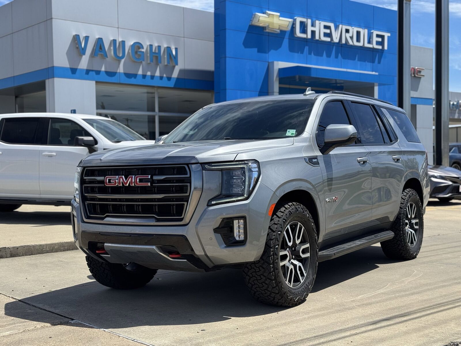 2023 GMC Yukon