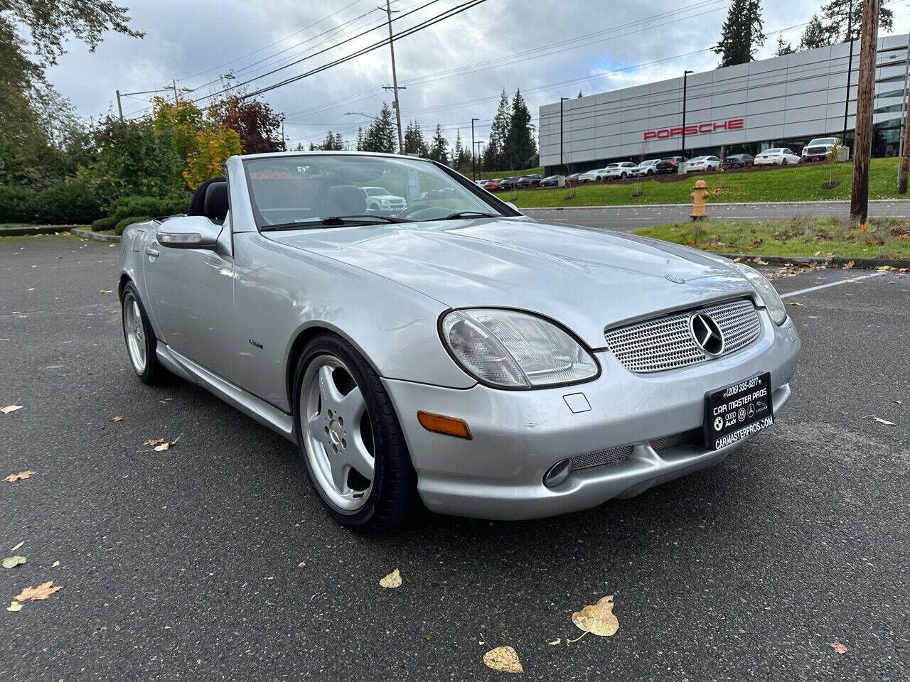 2001 MERCEDES-BENZ SLK-Class
